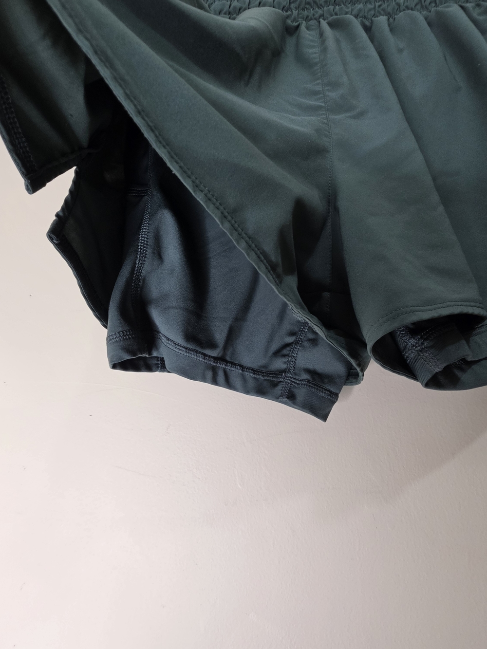 Nike Dri-FIT Athletic Shorts Womens Medium Green Running Lined - Picture 2 of 10
